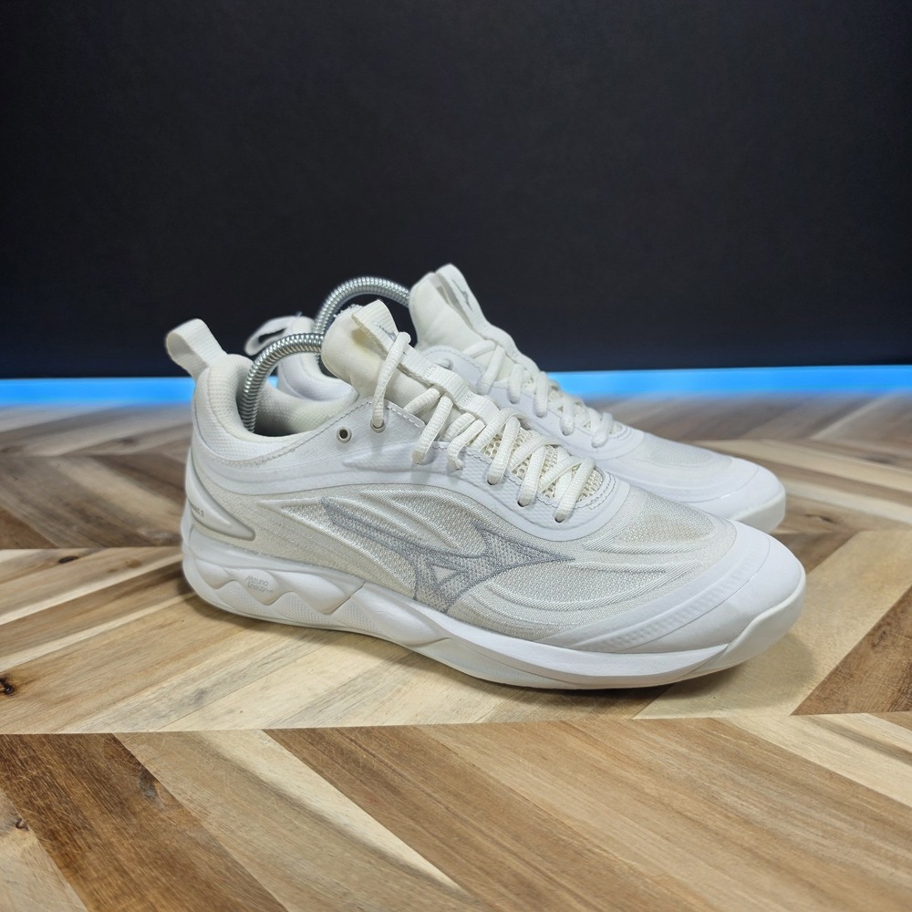 Mizuno Wave Luminous 3 Women's 9.5 White Silver Volleyball Court Shoes 430328